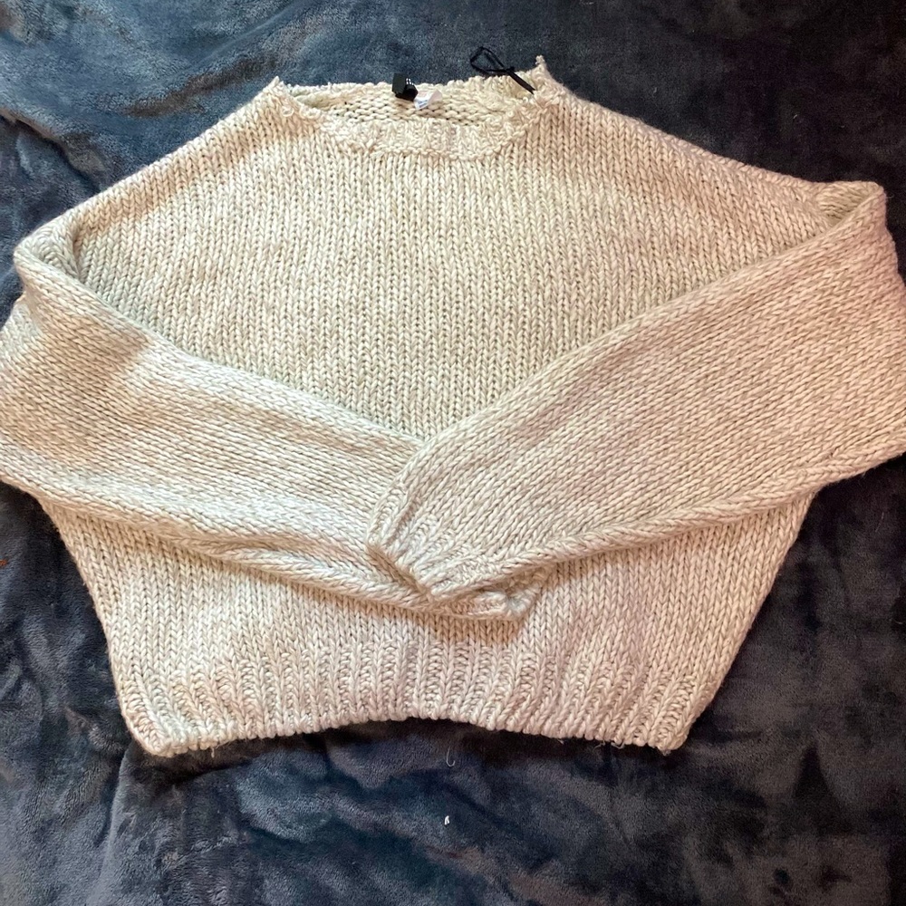 ✨H&M sweater ✨ made in Bangladesh